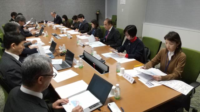 番組審議会の様子(写真)