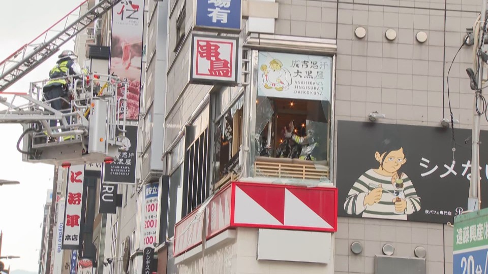 爆発があったとみられる現場(19日午後1時50分ごろ 札幌市中央区)