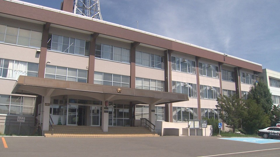 住居侵入などの疑いで33歳男を逮捕した北見警察署