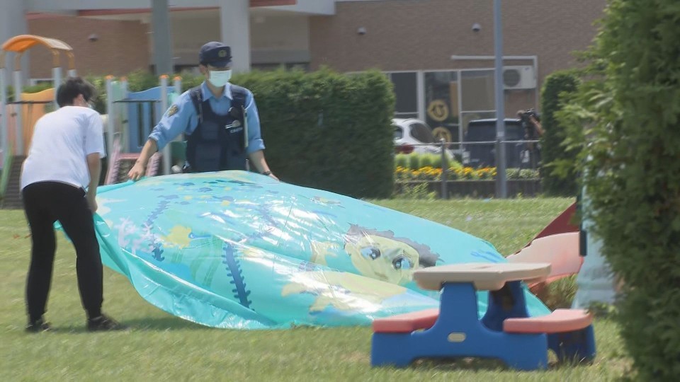 現場検証のようす(1日 北海道恵庭市)