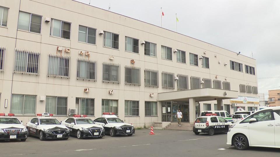 同僚に包丁を突き付けた疑いで技能実習生の男を逮捕した札幌北警察署