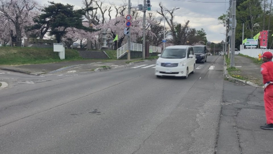 事故現場(6日午後 北海道森町)