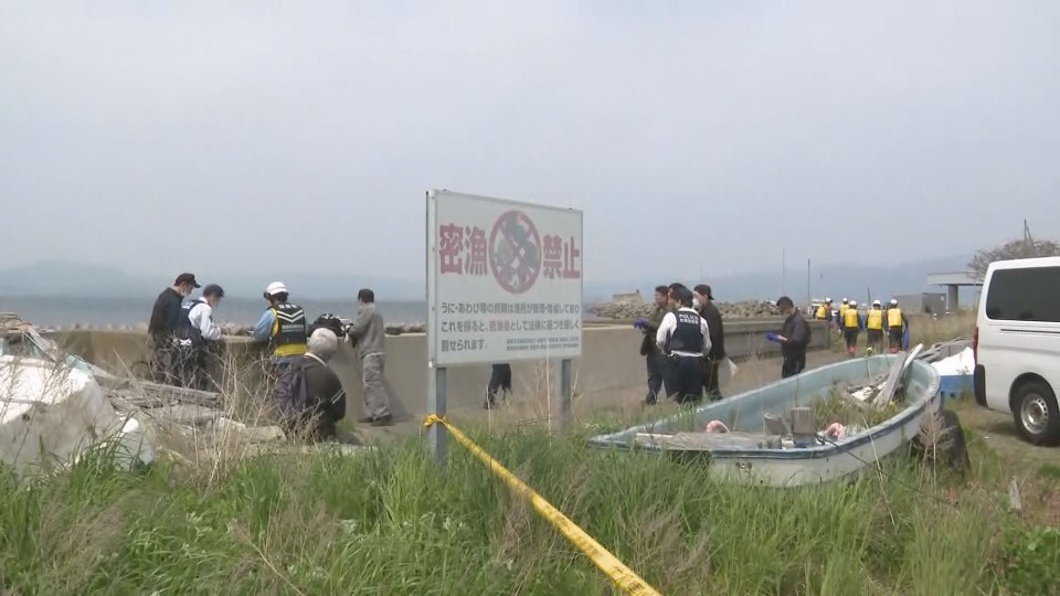 男性の遺体が見つかった函館漁港(14日 北海道函館市)