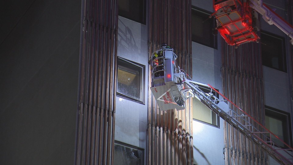 火事があったホテル(20日 札幌市中央区大通西1丁目)