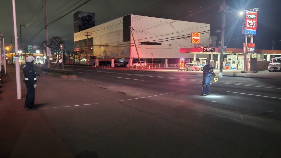 事故現場(22日夜 北海道北見市)