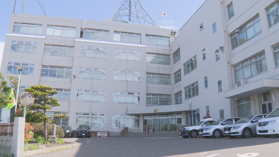 傷害と暴行容疑で16歳女性高校生を逮捕した函館中央警察署