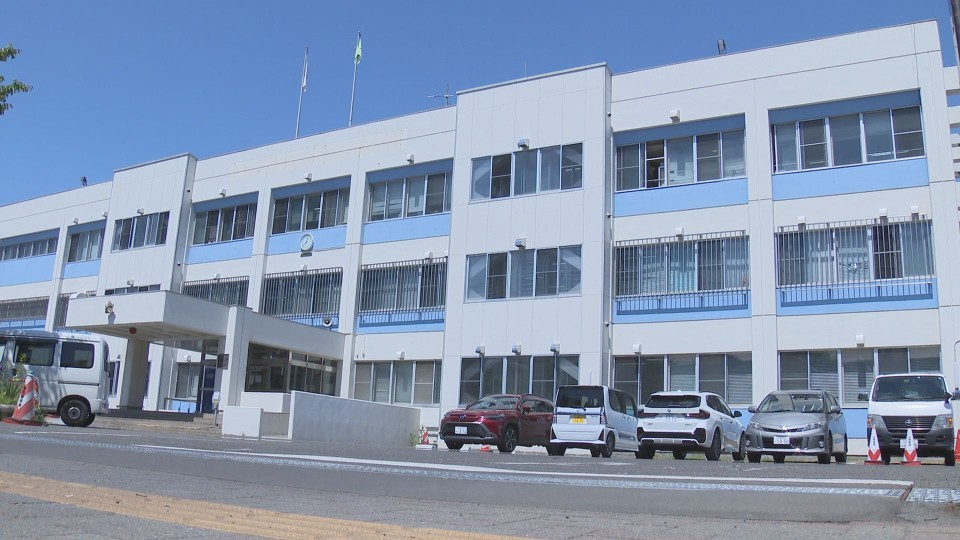 詐欺の疑いで牧田佳之容疑者を逮捕した札幌豊平警察署