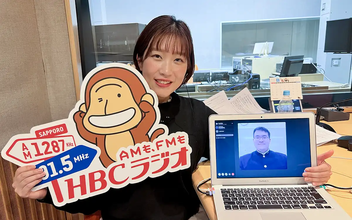 東田翔誠さんインタビューの様子（写真）