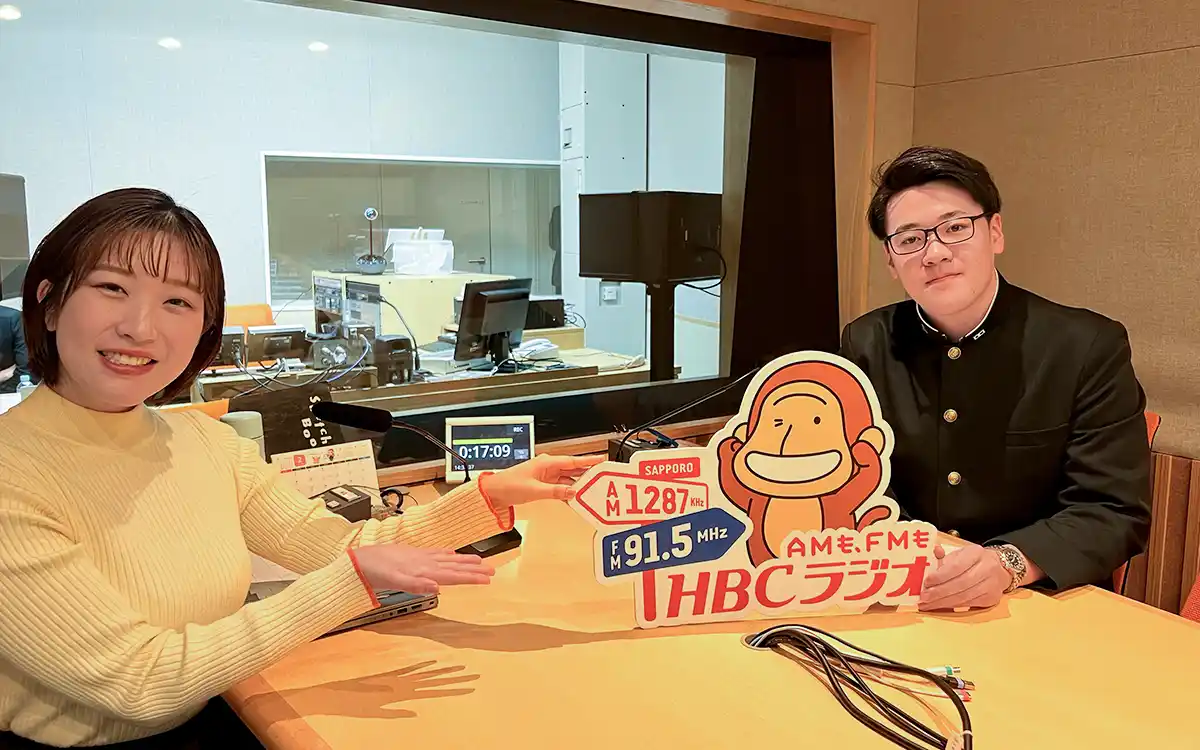 村中悠斗さんインタビューの様子（写真）