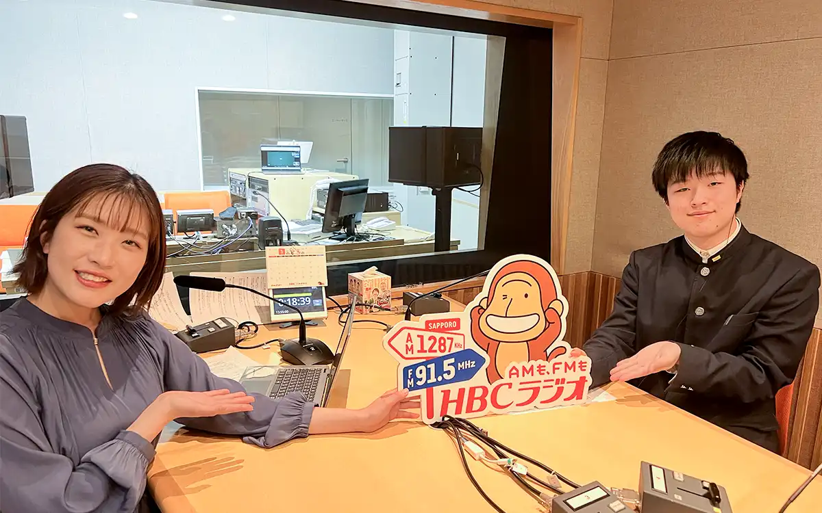 小玉遥輝さんインタビューの様子（写真）