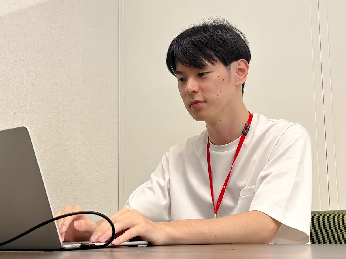 佐藤涼さん（写真）