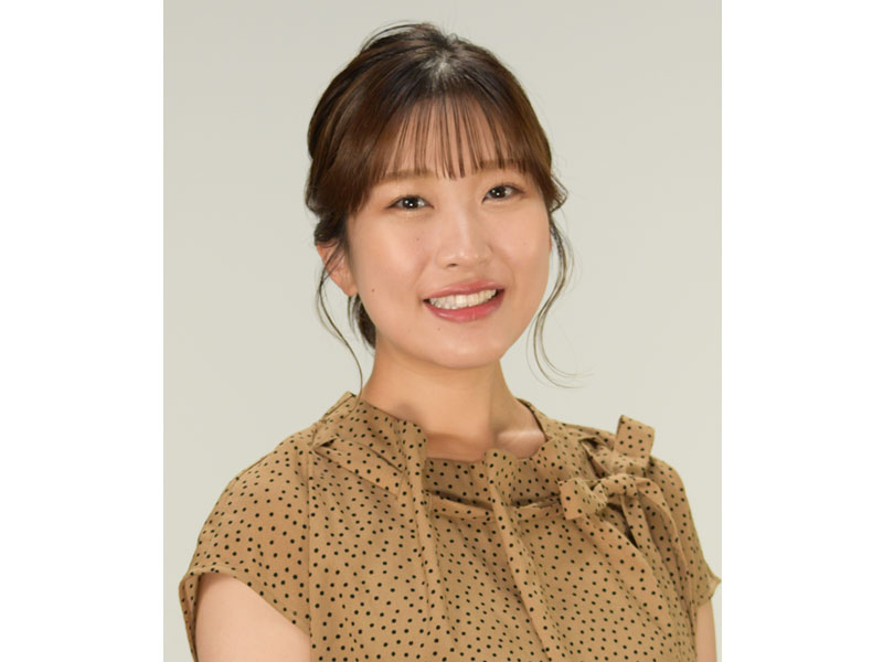 堀内美里（写真）