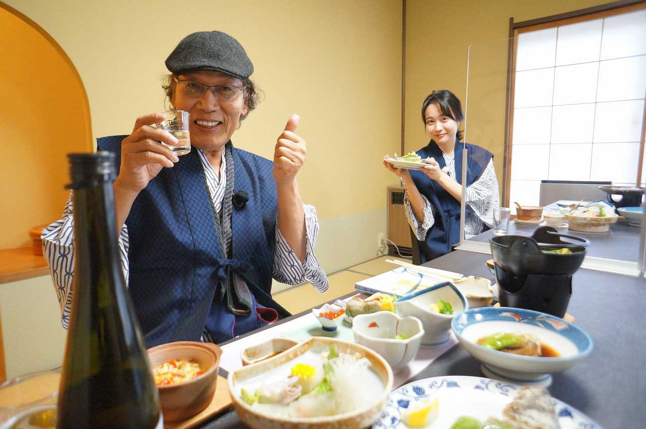 老舗温泉旅館にて(写真)