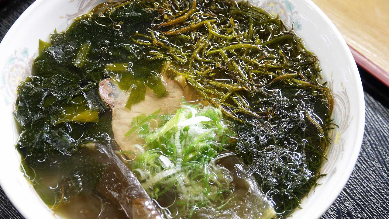 海藻ラーメン(写真)